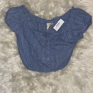 Crop top